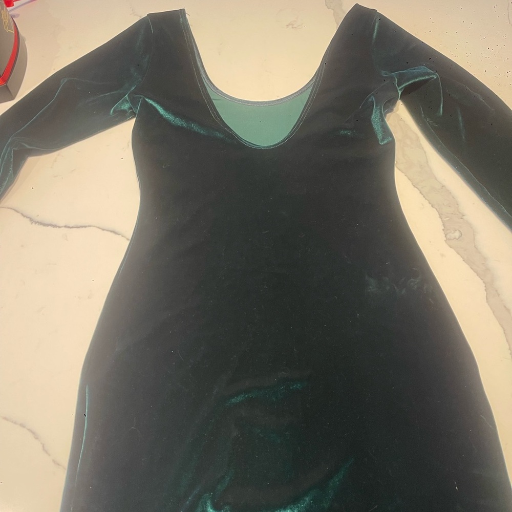 American Apparel Deep Green Velvet Long Sleeve Dress WOW Gorgeous emerald color